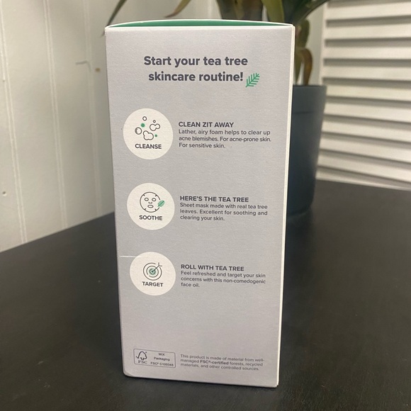I Dew Care Tea Tree O Starter Kit Acne Foaming Cleanser Sheet Masks and Roll on - Picture 2 of 6